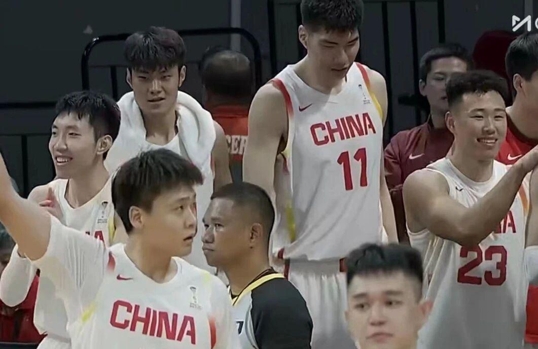 中国男篮逆转台北，李弘权正负值+21，赛后评分出炉，张镇麟4.6分